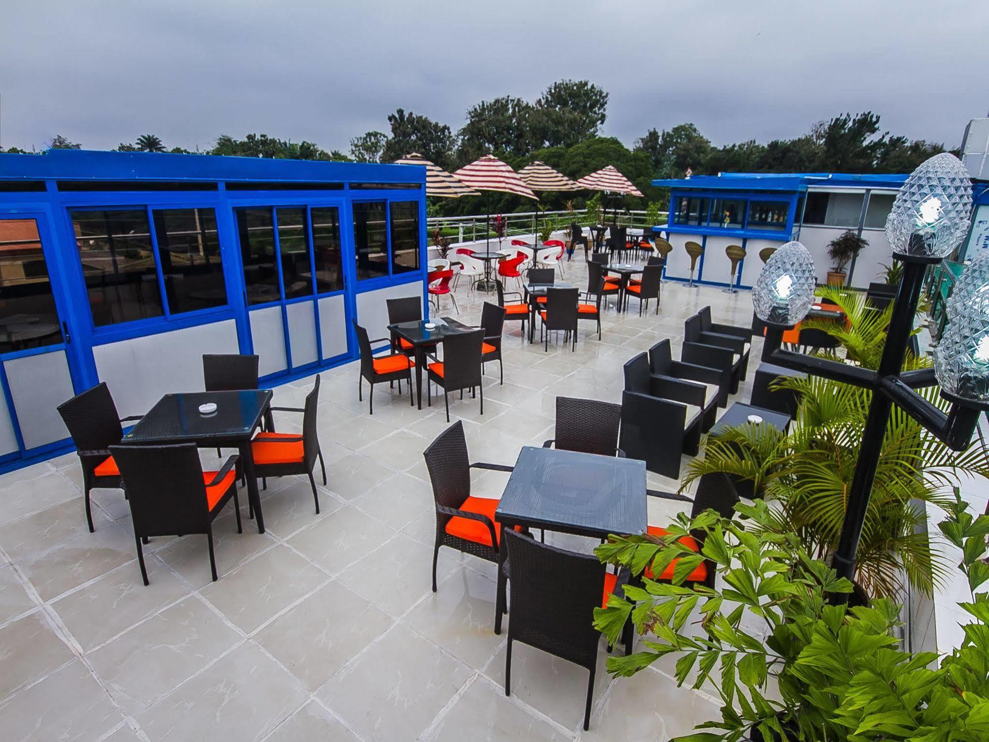 Golfview Suites & Conference Center Ikeja Exteriér fotografie