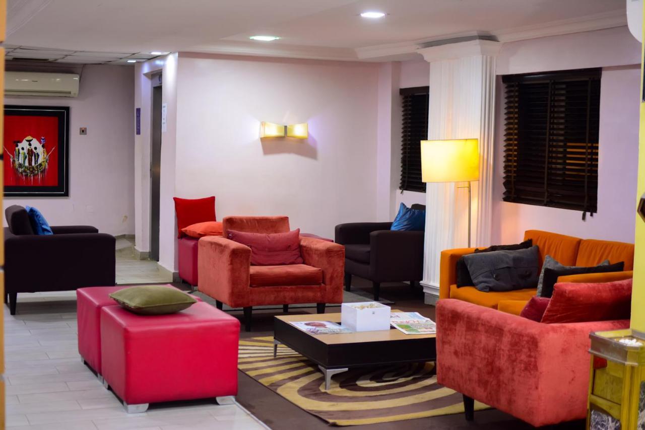 Golfview Suites & Conference Center Ikeja Exteriér fotografie